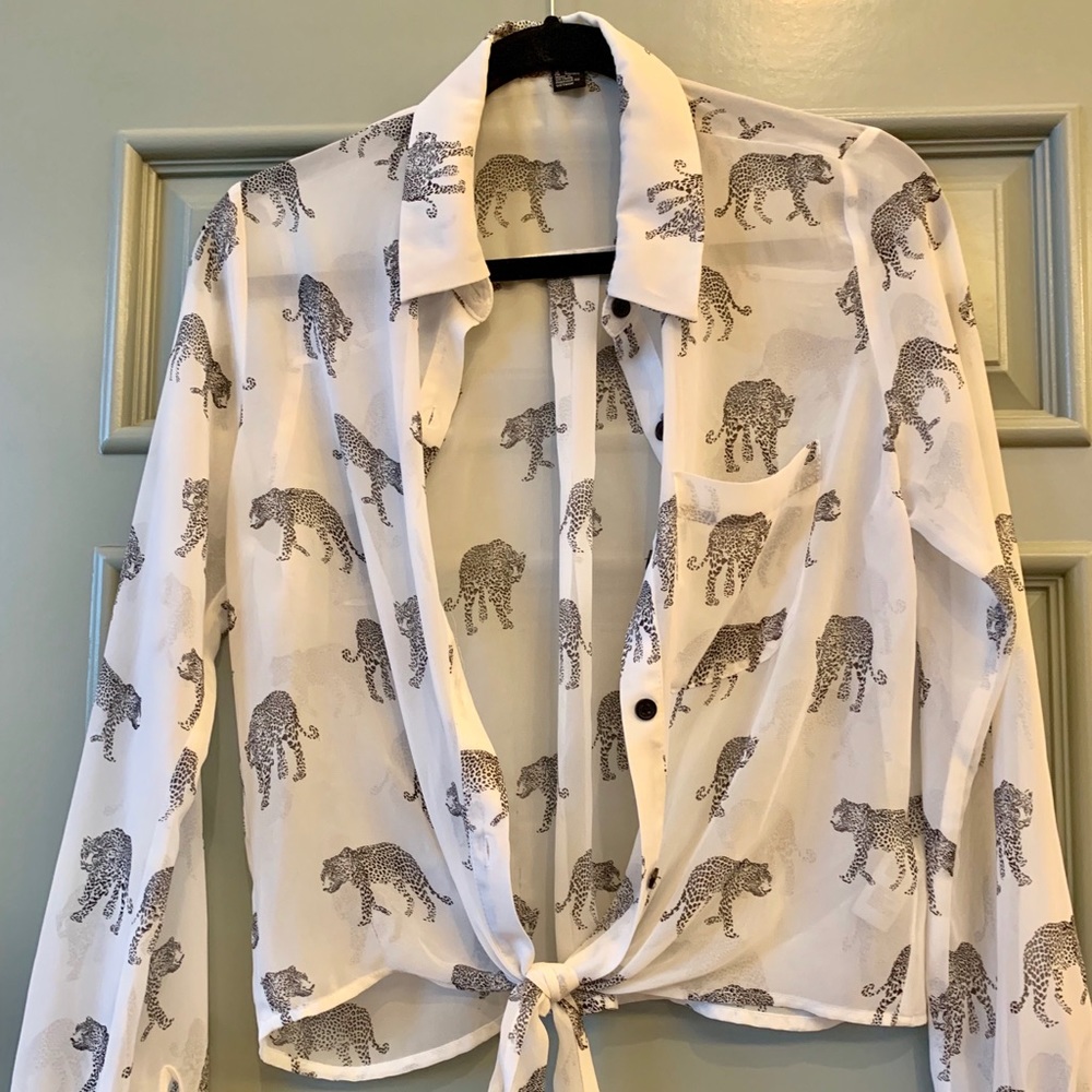 FINAL!🔥Front tie Leopard Blouse!🐆